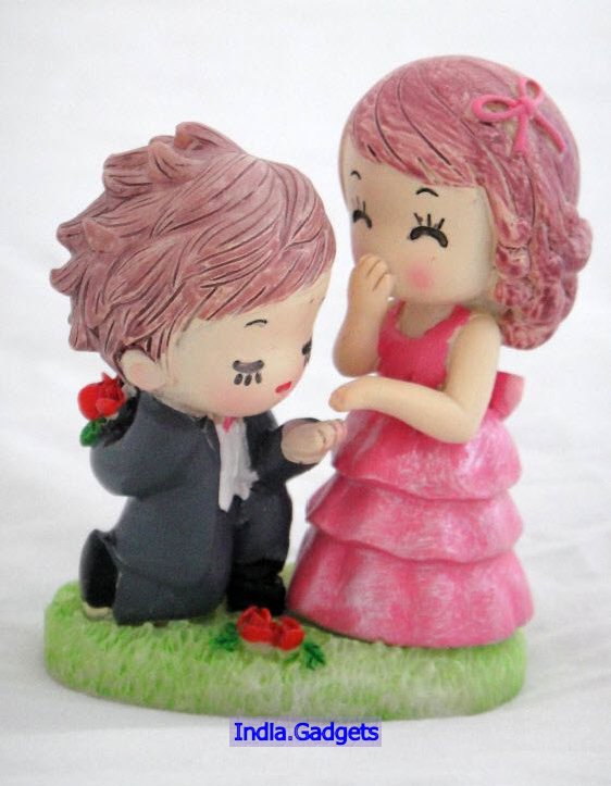 Valentine - Friendship - Birthday Gift - Proposing Love Cute Romantic Showpiece - India Gadgetz